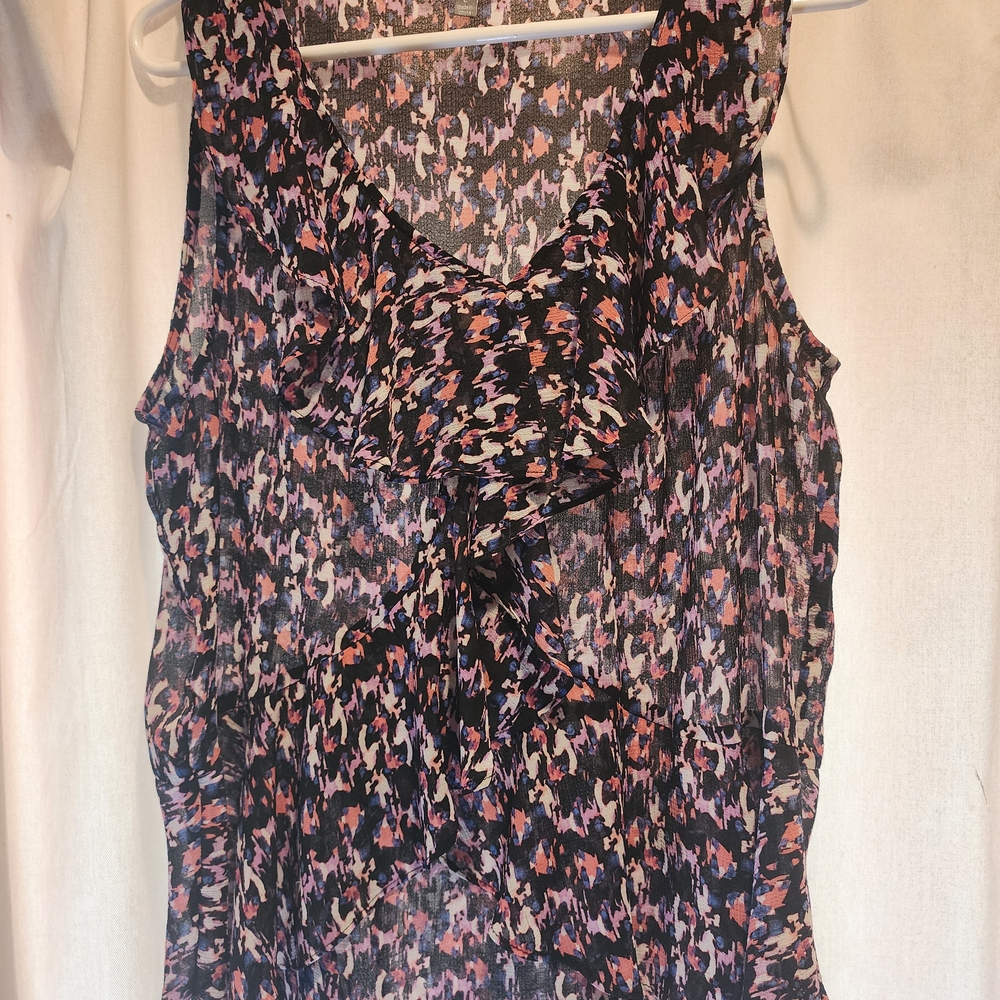 Daisy Fuentes White and Blue Ruffled Bib Collar Blouse